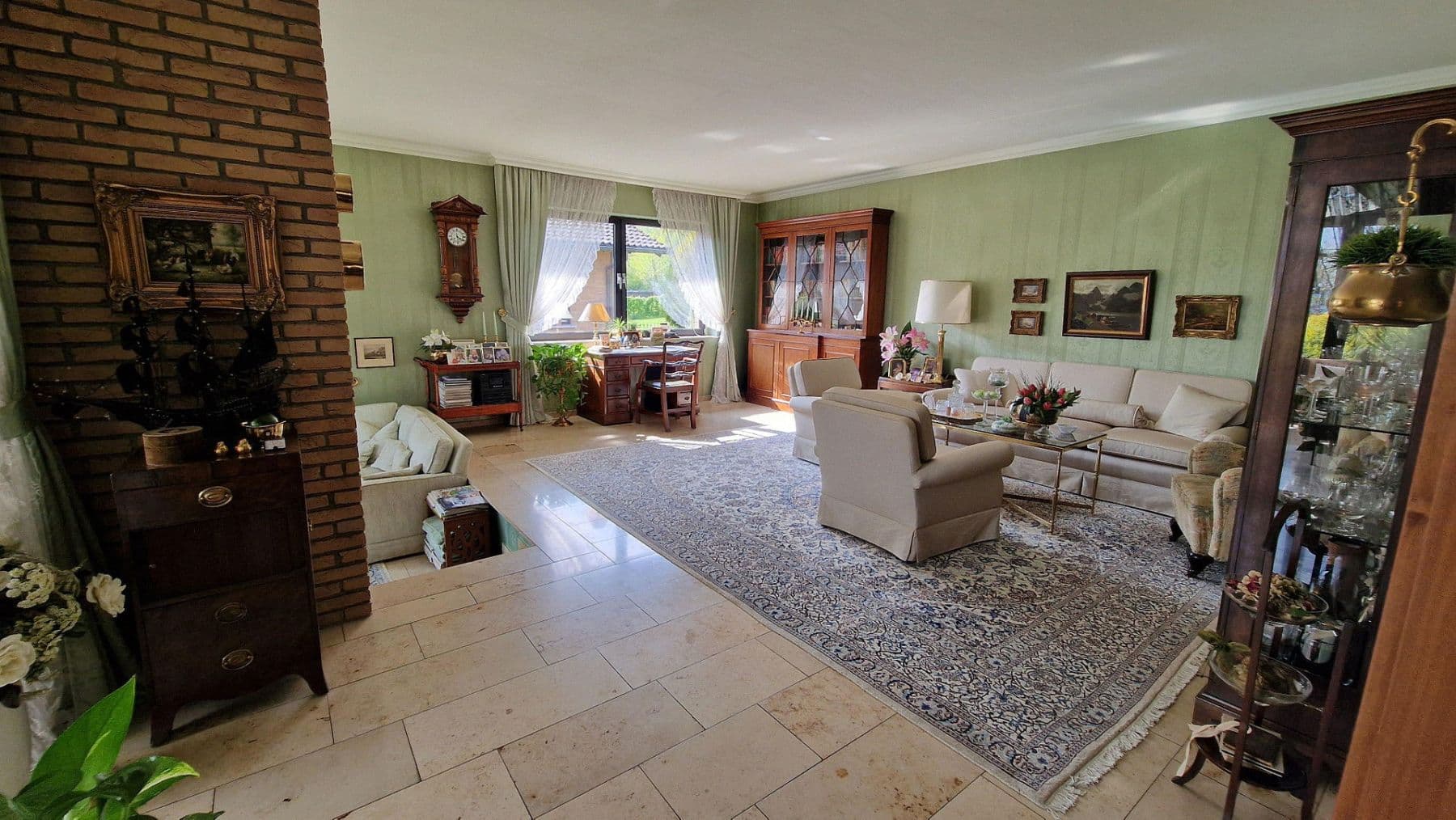 Prodej domu 184 m², pozemek 1.045 m², Schulstraße, Königswinter, Severní Porýní-Vestfálsko Prodej domu 184 m², pozemek 1.045 m², Schulstraße, Königswinter, Severní Porýní-Vestfálsko