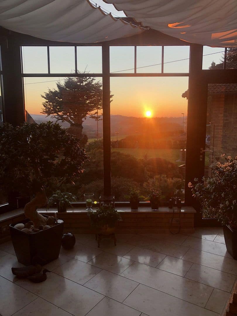 Prodej domu 184 m², pozemek 1.045 m², Schulstraße, Königswinter, Severní Porýní-Vestfálsko Prodej domu 184 m², pozemek 1.045 m², Schulstraße, Königswinter, Severní Porýní-Vestfálsko