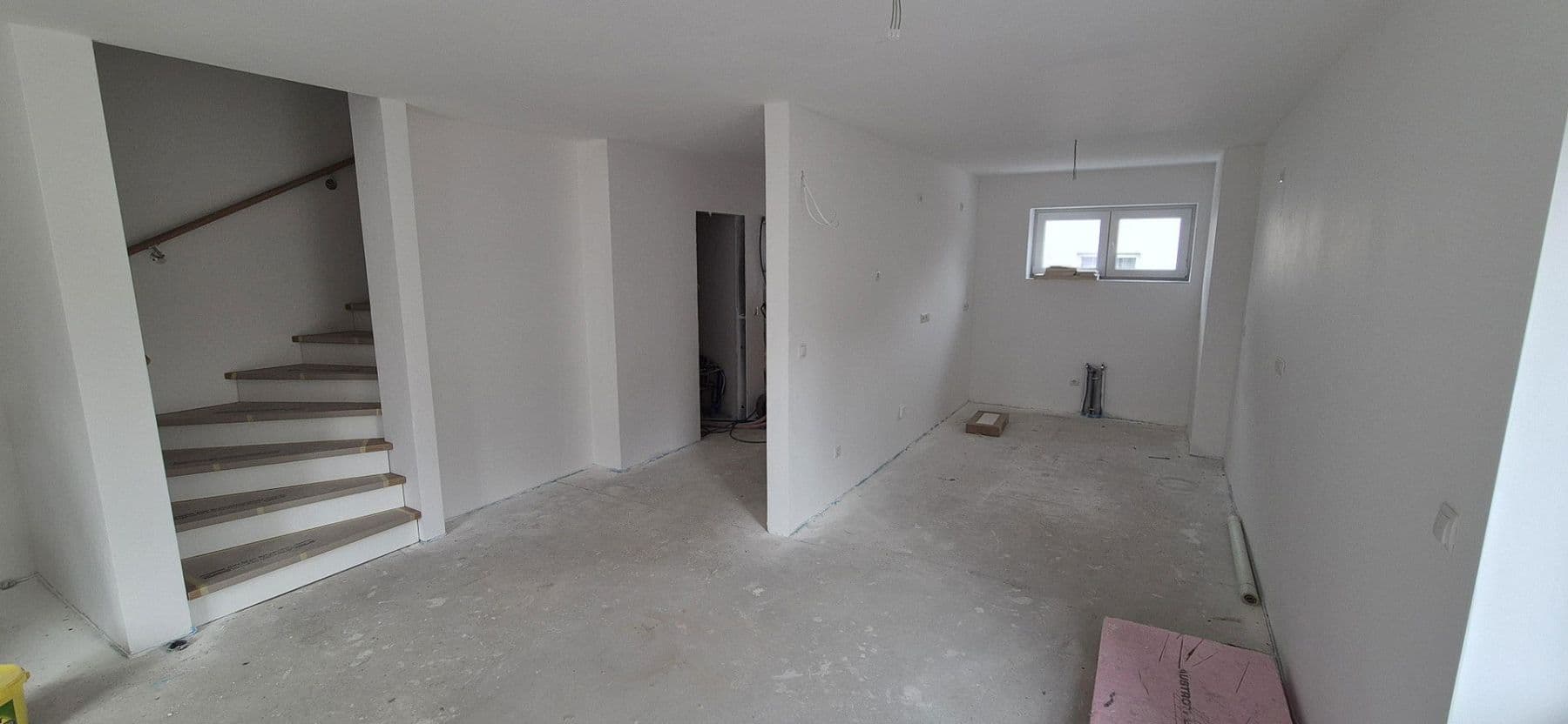 Pronájem domu 140 m², pozemek 100 m², Veckerhagenerstr. 4, Fuldatal, Hessen Pronájem domu 140 m², pozemek 100 m², Veckerhagenerstr. 4, Fuldatal, Hessen