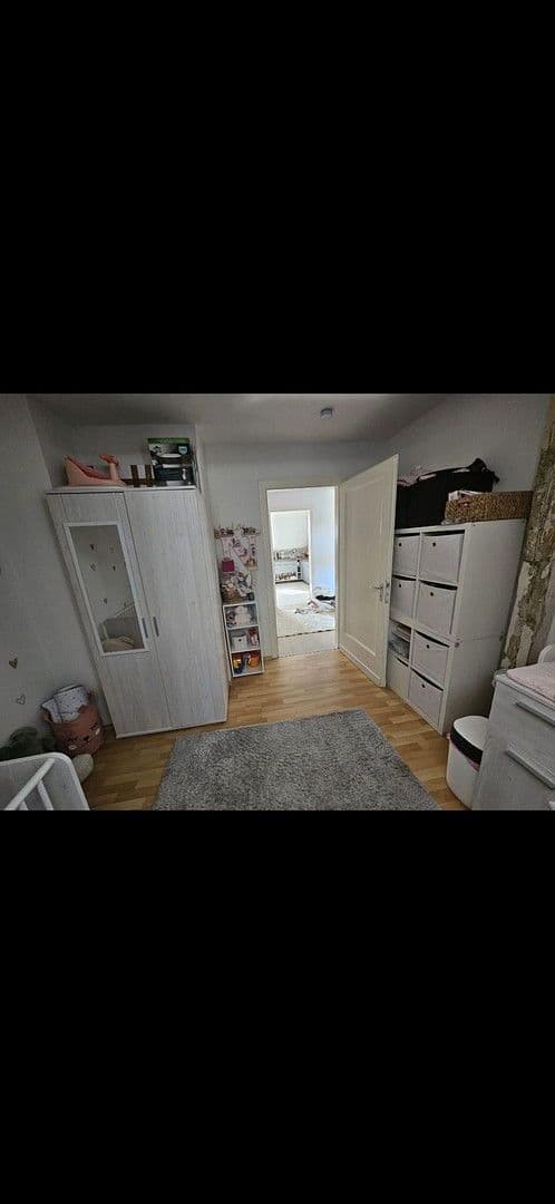 Pronájem bytu 3+1 90 m², Ebertstr. 93, Oberhausen, Severní Porýní-Vestfálsko Pronájem bytu 3+1 90 m², Ebertstr. 93, Oberhausen, Severní Porýní-Vestfálsko