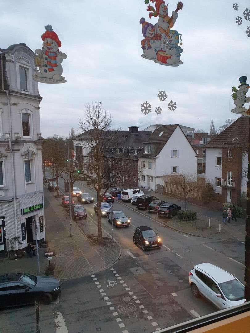 Pronájem bytu 3+1 90 m², Ebertstr. 93, Oberhausen, Severní Porýní-Vestfálsko Pronájem bytu 3+1 90 m², Ebertstr. 93, Oberhausen, Severní Porýní-Vestfálsko