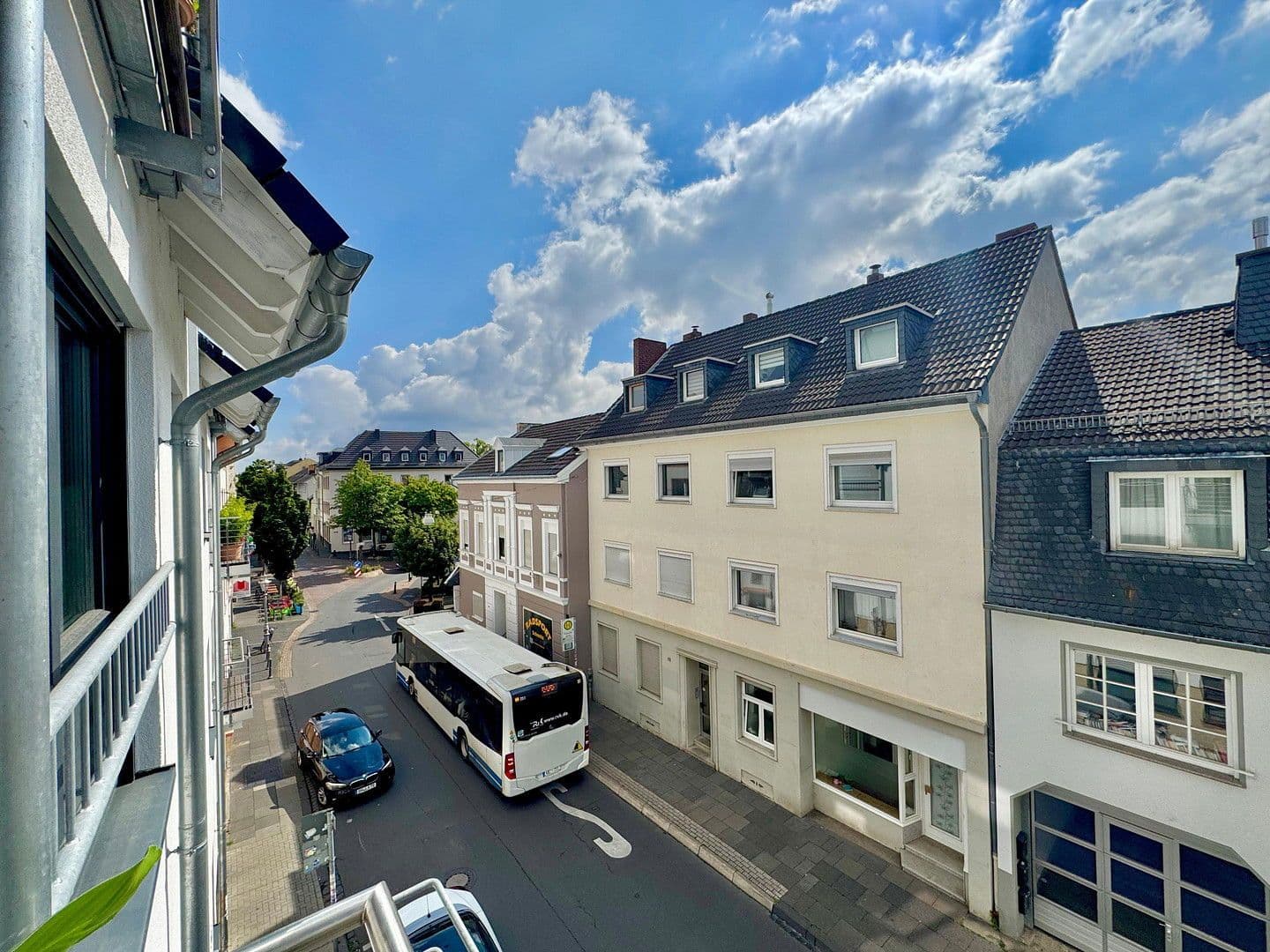 Pronájem bytu 1+1 45 m², Endenicher Str. 308, Bonn, Severní Porýní-Vestfálsko Pronájem bytu 1+1 45 m², Endenicher Str. 308, Bonn, Severní Porýní-Vestfálsko