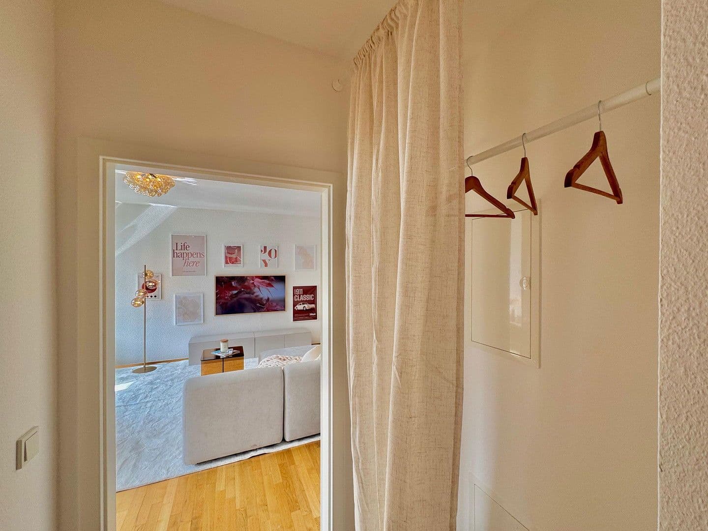 Pronájem bytu 1+1 45 m², Endenicher Str. 308, Bonn, Severní Porýní-Vestfálsko Pronájem bytu 1+1 45 m², Endenicher Str. 308, Bonn, Severní Porýní-Vestfálsko