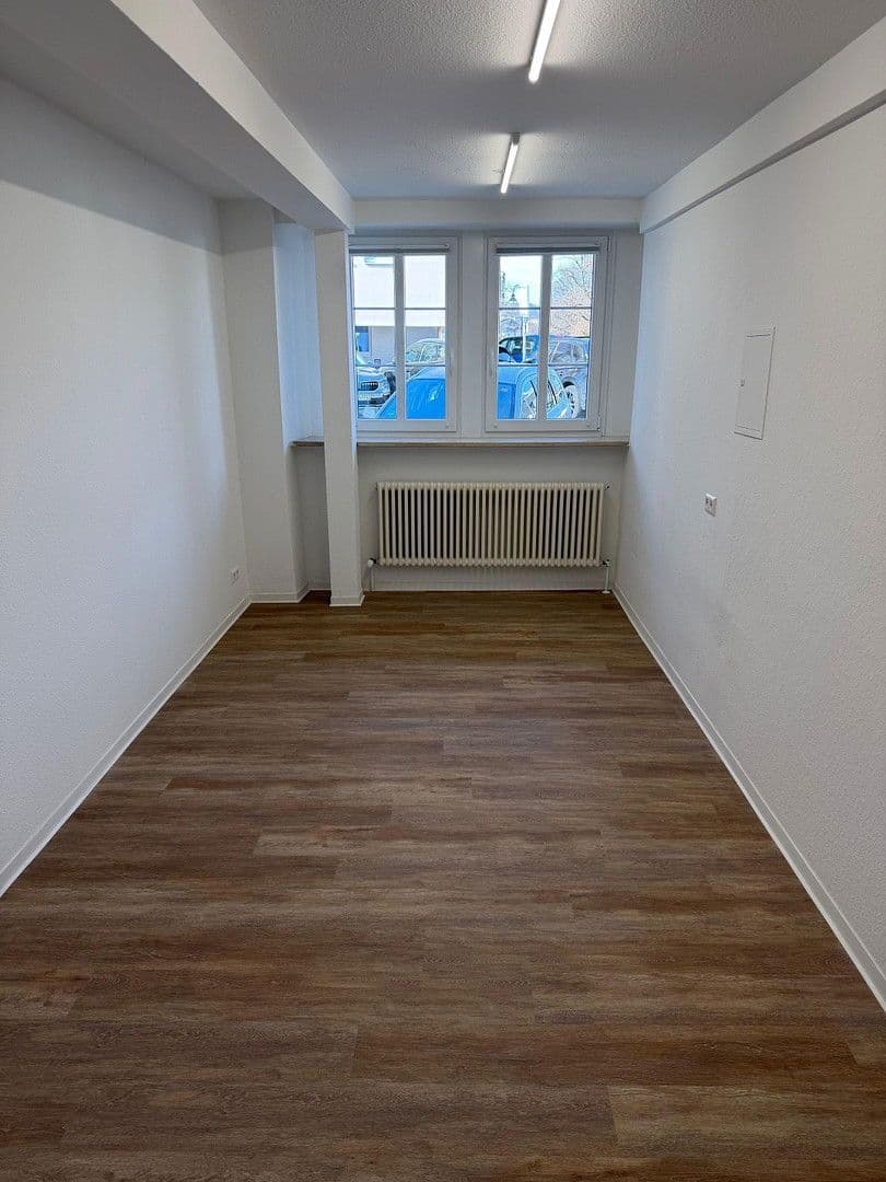 Pronájem kanceláře 125 m², Josefstraße 2A, Donaueschingen, Bádensko-Württembersko Pronájem kanceláře 125 m², Josefstraße 2A, Donaueschingen, Bádensko-Württembersko