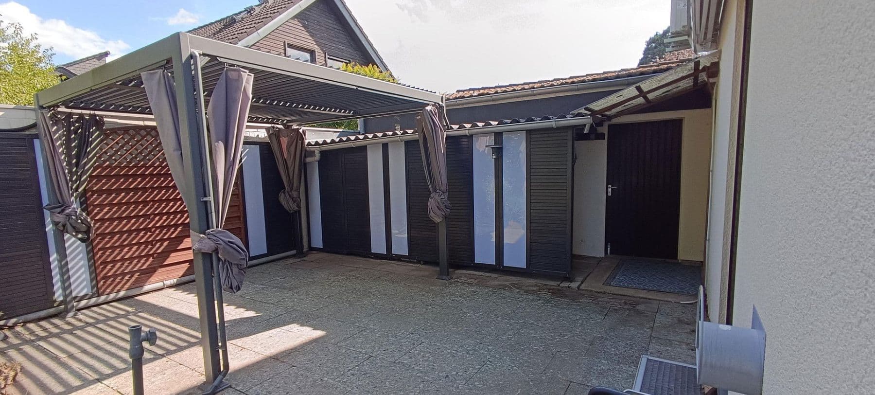 Prodej domu 240 m², pozemek 781 m², Bretten, Bádensko-Württembersko Prodej domu 240 m², pozemek 781 m², Bretten, Bádensko-Württembersko