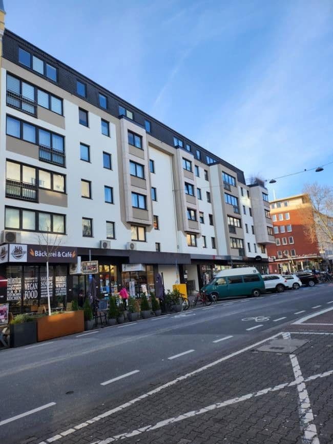 Pronájem bytu 2+1 70 m², Oederweg, FRANKFURT AM MAIN, Hessen Pronájem bytu 2+1 70 m², Oederweg, FRANKFURT AM MAIN, Hessen