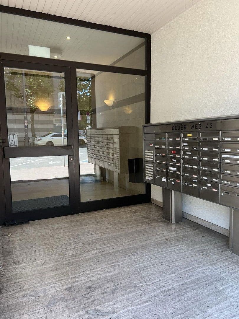 Pronájem bytu 2+1 70 m², Oederweg, FRANKFURT AM MAIN, Hessen Pronájem bytu 2+1 70 m², Oederweg, FRANKFURT AM MAIN, Hessen