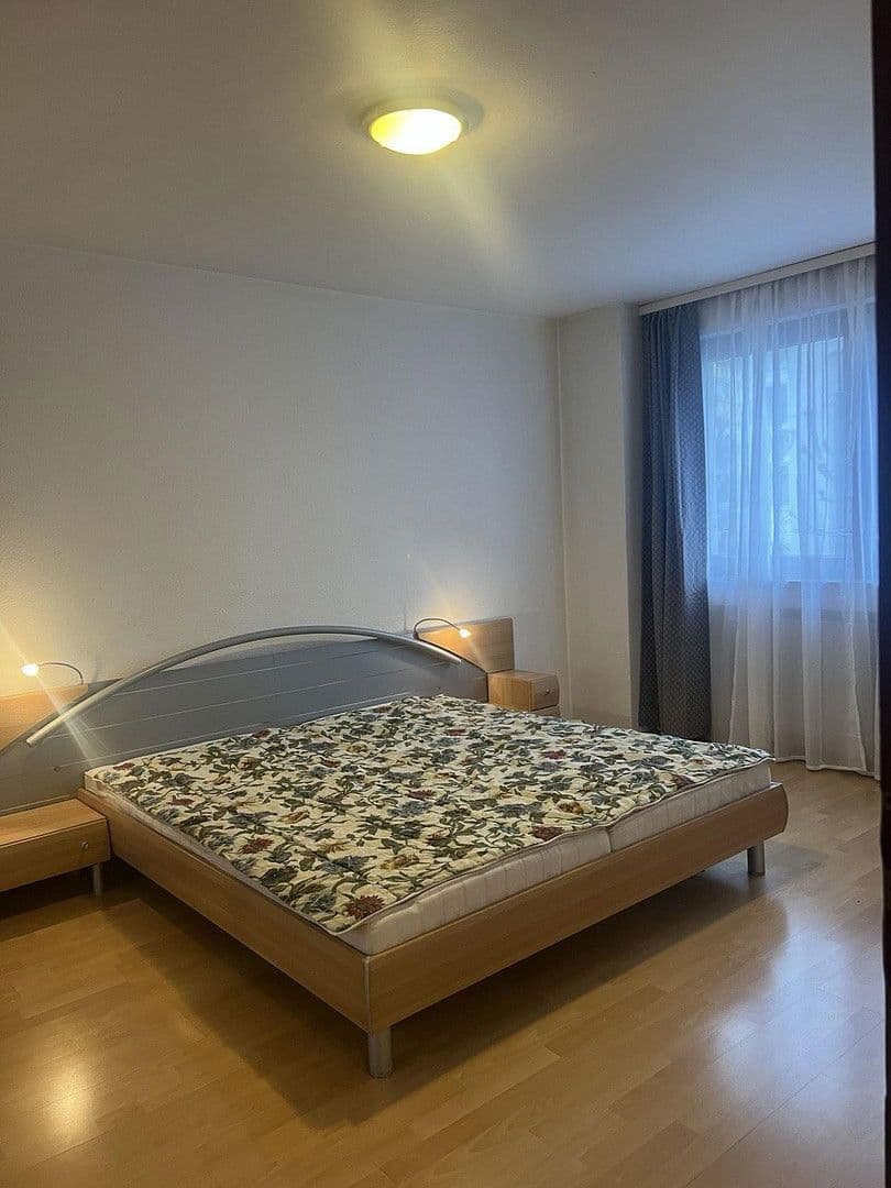 Pronájem bytu 2+1 70 m², Oederweg, FRANKFURT AM MAIN, Hessen Pronájem bytu 2+1 70 m², Oederweg, FRANKFURT AM MAIN, Hessen