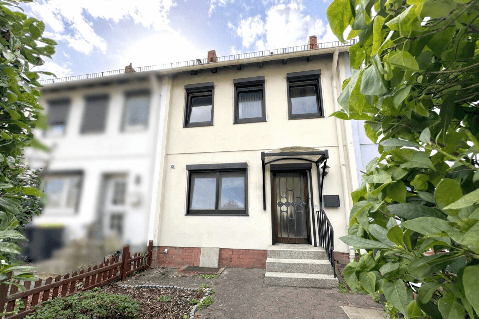 Prodej domu 95 m², pozemek 140 m², Stuhr, Dolní Sasko Prodej domu 95 m², pozemek 140 m², Stuhr, Dolní Sasko