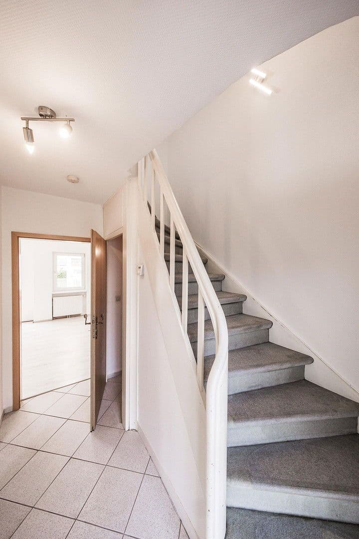 Prodej domu 95 m², pozemek 140 m², Stuhr, Dolní Sasko Prodej domu 95 m², pozemek 140 m², Stuhr, Dolní Sasko