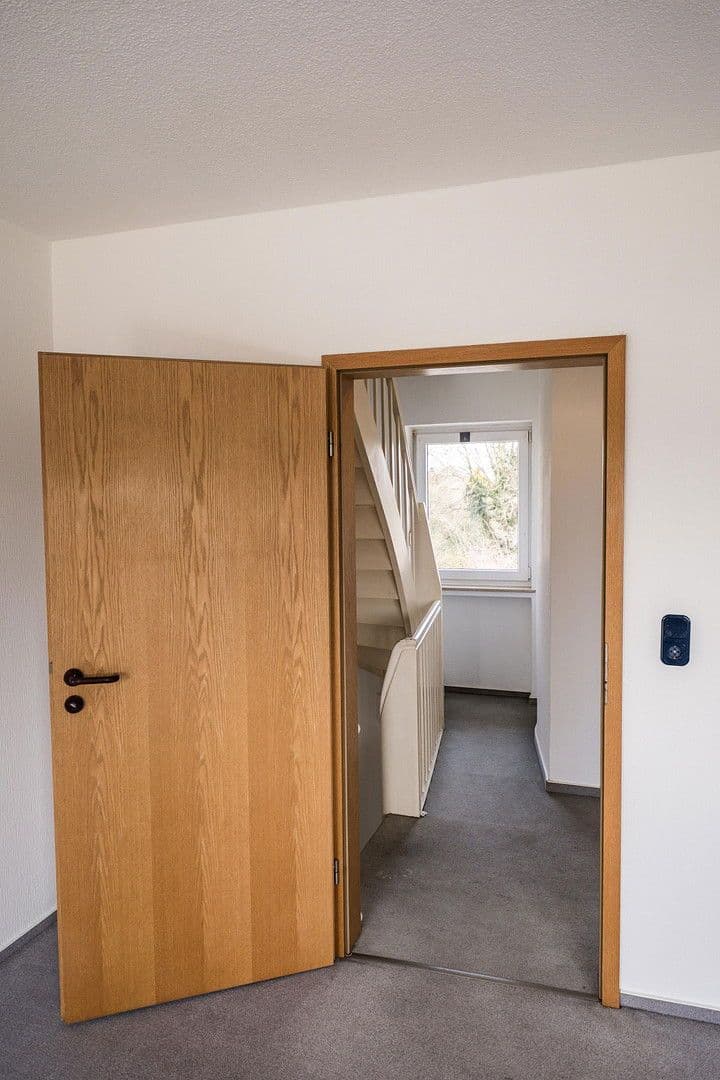 Prodej domu 95 m², pozemek 140 m², Stuhr, Dolní Sasko Prodej domu 95 m², pozemek 140 m², Stuhr, Dolní Sasko