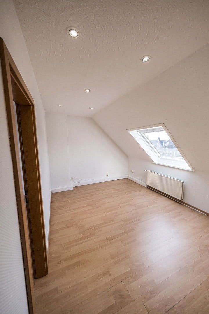 Prodej domu 95 m², pozemek 140 m², Stuhr, Dolní Sasko Prodej domu 95 m², pozemek 140 m², Stuhr, Dolní Sasko