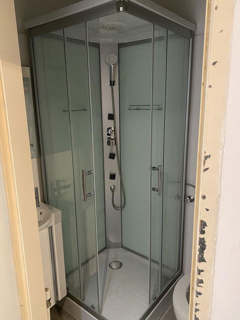 Prodej bytu 1+1 22 m², Blackkiter99@gmail.com, Wien, Wien Prodej bytu 1+1 22 m², Blackkiter99@gmail.com, Wien, Wien