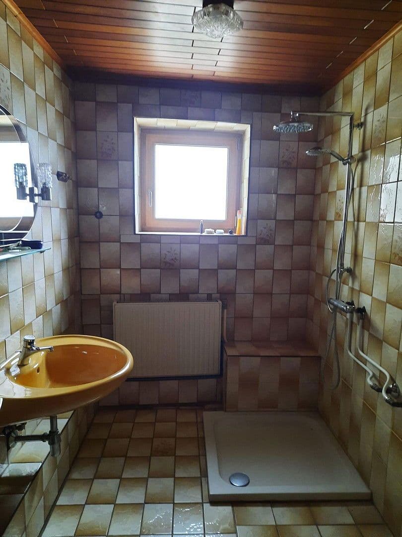 Prodej domu 108 m², pozemek 1.612 m², Hauptstraße, Rabensburg, Dolní Rakousko Prodej domu 108 m², pozemek 1.612 m², Hauptstraße, Rabensburg, Dolní Rakousko