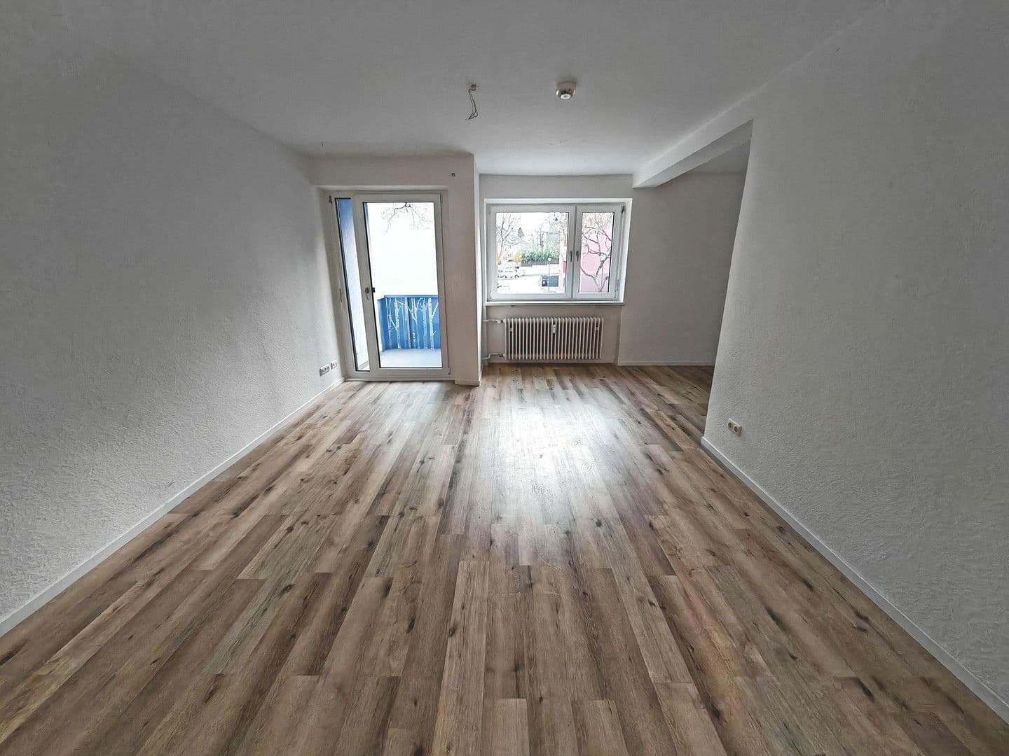 Pronájem bytu 1+1 33 m², Lettigkautweg 39, Frankfurt, Hessen Pronájem bytu 1+1 33 m², Lettigkautweg 39, Frankfurt, Hessen
