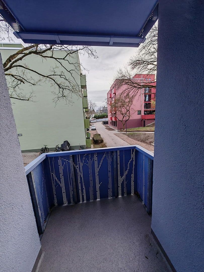 Pronájem bytu 1+1 33 m², Lettigkautweg 39, Frankfurt, Hessen Pronájem bytu 1+1 33 m², Lettigkautweg 39, Frankfurt, Hessen