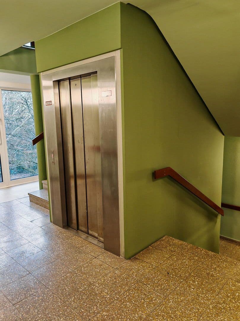 Pronájem bytu 2+1 55 m², Wendelsweg 107, Frankfurt, Hessen Pronájem bytu 2+1 55 m², Wendelsweg 107, Frankfurt, Hessen