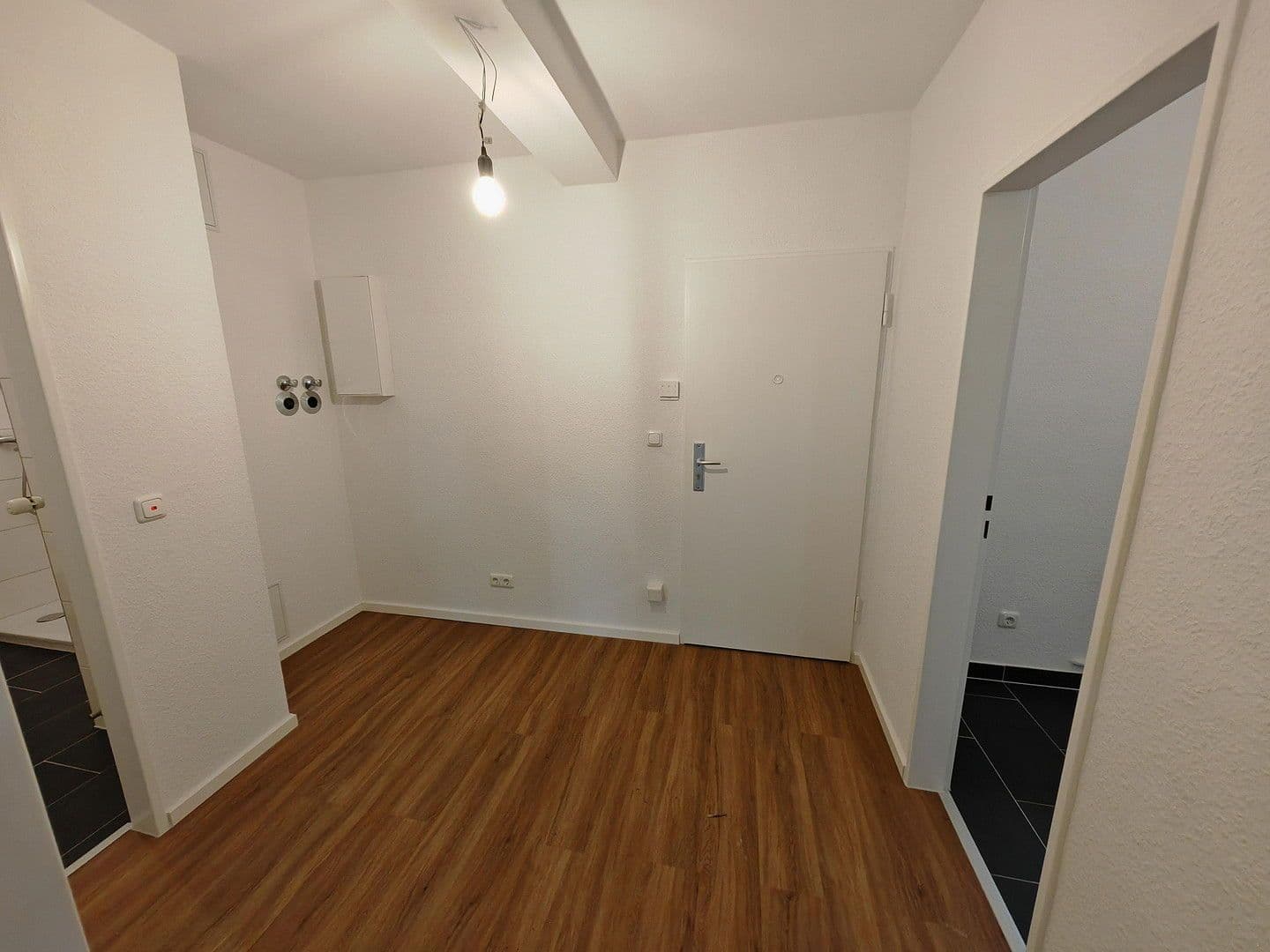 Pronájem bytu 2+1 55 m², Wendelsweg 107, Frankfurt, Hessen Pronájem bytu 2+1 55 m², Wendelsweg 107, Frankfurt, Hessen
