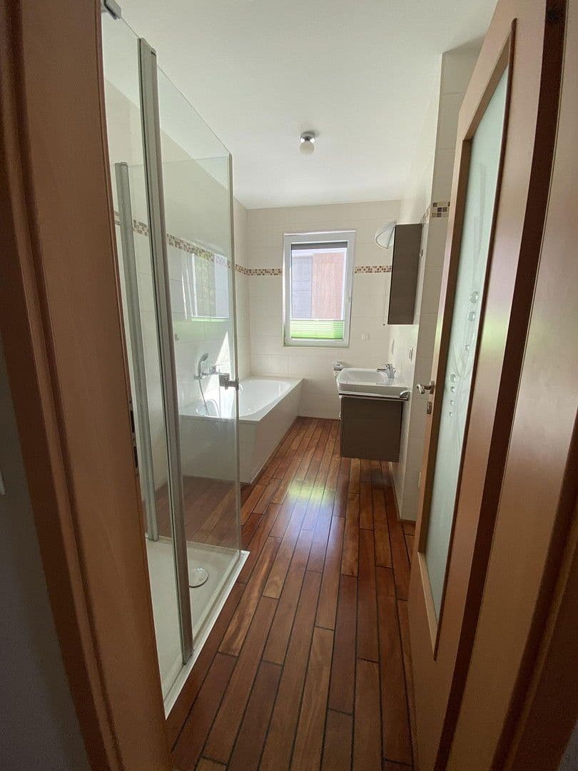 Pronájem bytu 3+1 89 m², Rudolstadt, Durynsko Pronájem bytu 3+1 89 m², Rudolstadt, Durynsko