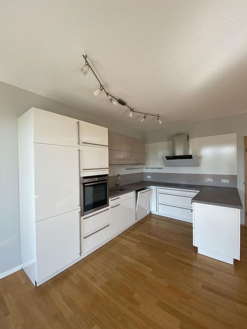 Pronájem bytu 3+1 89 m², Rudolstadt, Durynsko Pronájem bytu 3+1 89 m², Rudolstadt, Durynsko