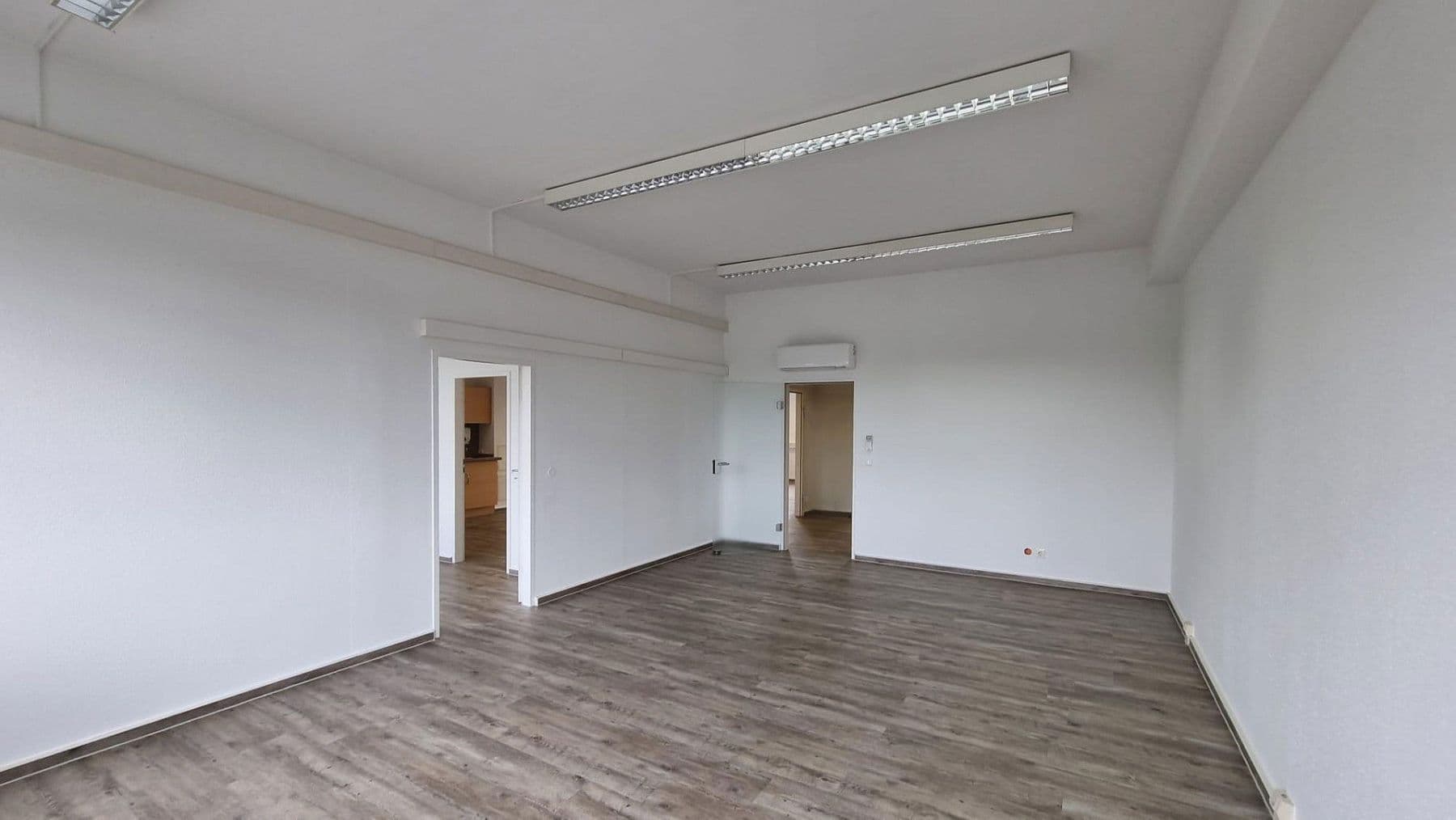 Pronájem kanceláře 145 m², Grusonstraße 55, Hamburg, Hamburg Pronájem kanceláře 145 m², Grusonstraße 55, Hamburg, Hamburg