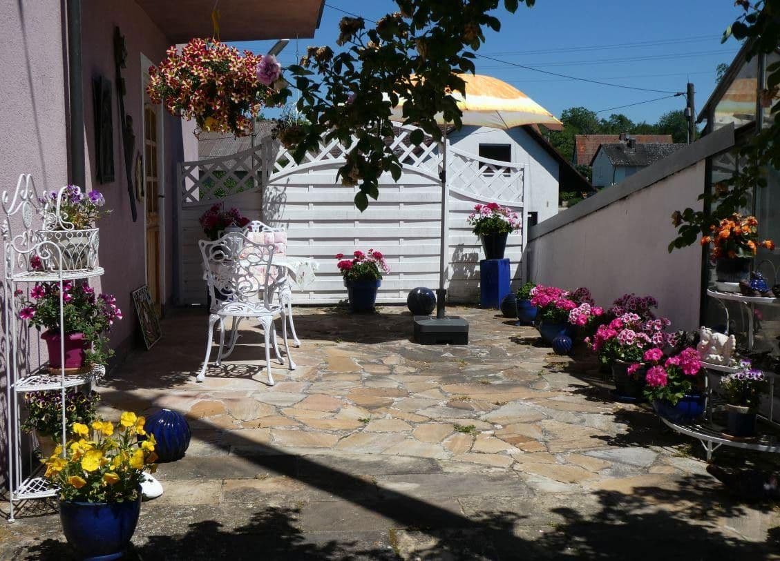 Prodej domu 150 m², pozemek 1.700 m², Vestenbergsgreuth, Bavorsko Prodej domu 150 m², pozemek 1.700 m², Vestenbergsgreuth, Bavorsko