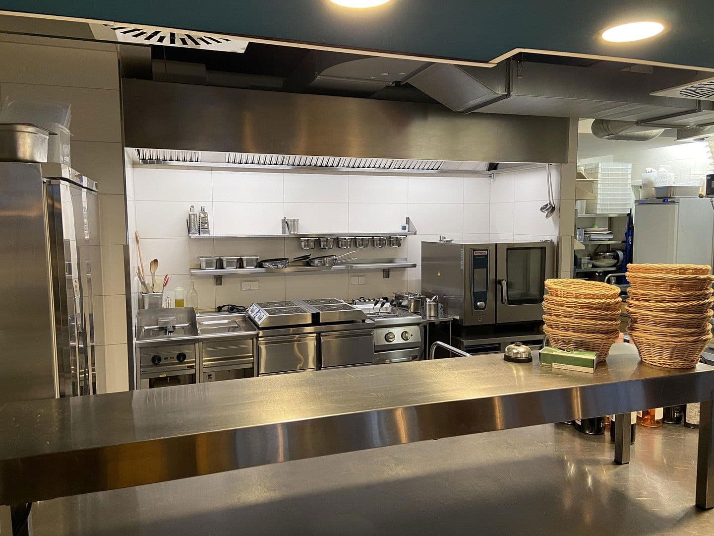 Pronájem nebytového prostoru 131 m², Strandstraße 138, Timmendorfer Strand, Šlesvicko-Holštýnsko Pronájem nebytového prostoru 131 m², Strandstraße 138, Timmendorfer Strand, Šlesvicko-Holštýnsko