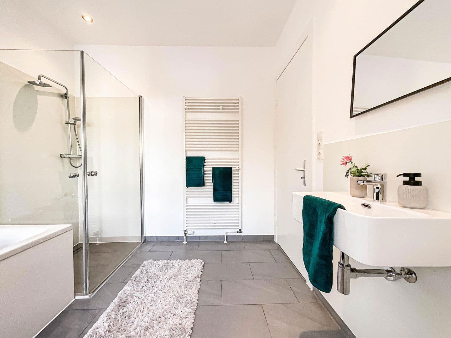 Prodej domu 144 m², pozemek 468 m², Hamburg, Hamburg Prodej domu 144 m², pozemek 468 m², Hamburg, Hamburg