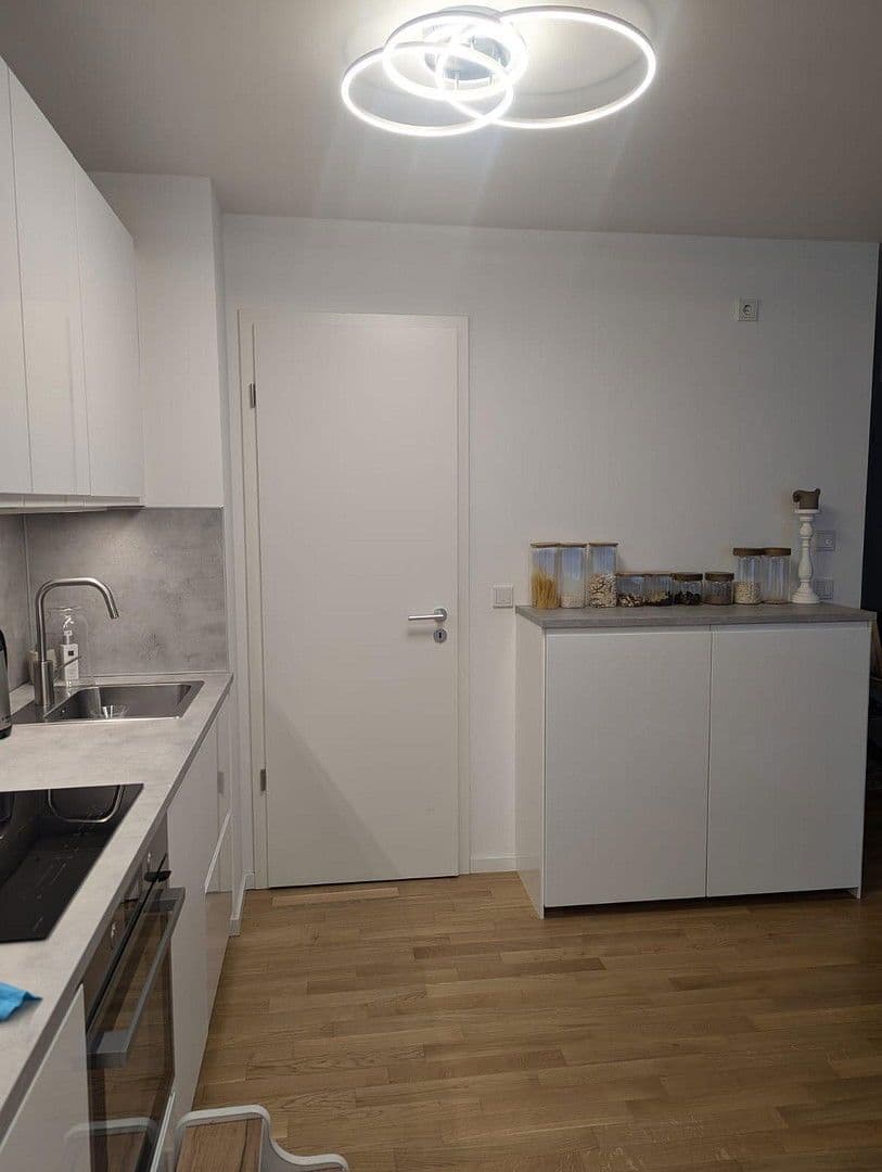 Pronájem bytu 3+1 77 m², Köln, Severní Porýní-Vestfálsko Pronájem bytu 3+1 77 m², Köln, Severní Porýní-Vestfálsko