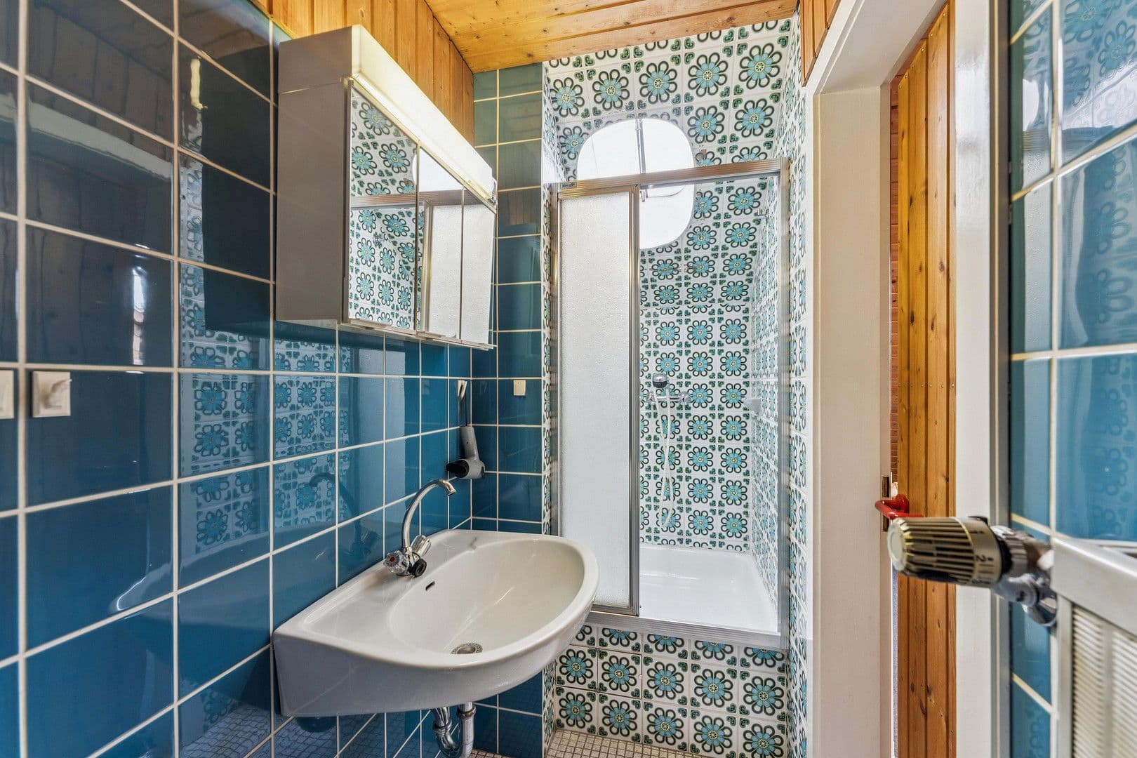 Prodej domu 110 m², pozemek 143 m², Kantstrasse 12, Bovenden, Dolní Sasko Prodej domu 110 m², pozemek 143 m², Kantstrasse 12, Bovenden, Dolní Sasko