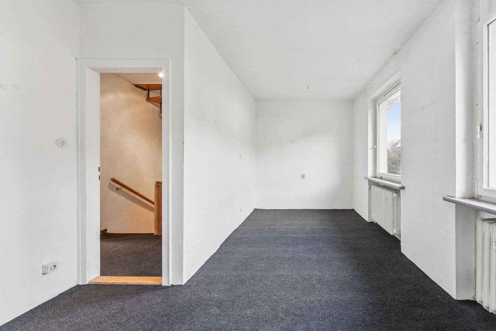 Prodej domu 110 m², pozemek 143 m², Kantstrasse 12, Bovenden, Dolní Sasko Prodej domu 110 m², pozemek 143 m², Kantstrasse 12, Bovenden, Dolní Sasko