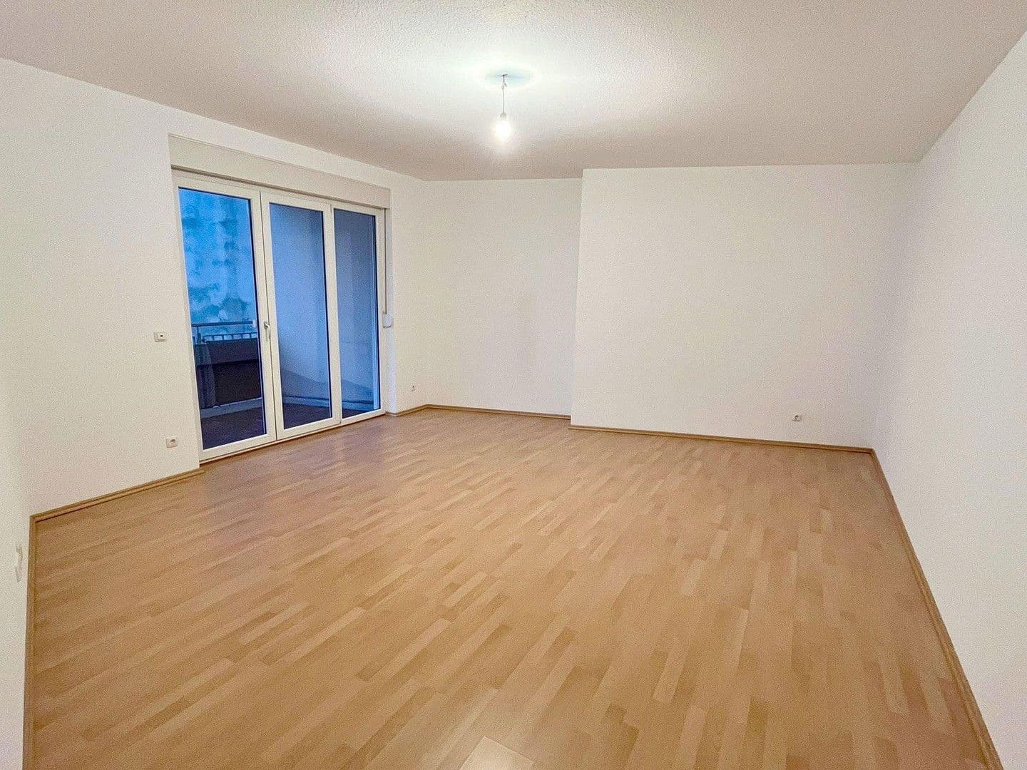 Pronájem bytu 2+1 63 m², Jakobsplatz 5, Augsburg, Bavorsko Pronájem bytu 2+1 63 m², Jakobsplatz 5, Augsburg, Bavorsko