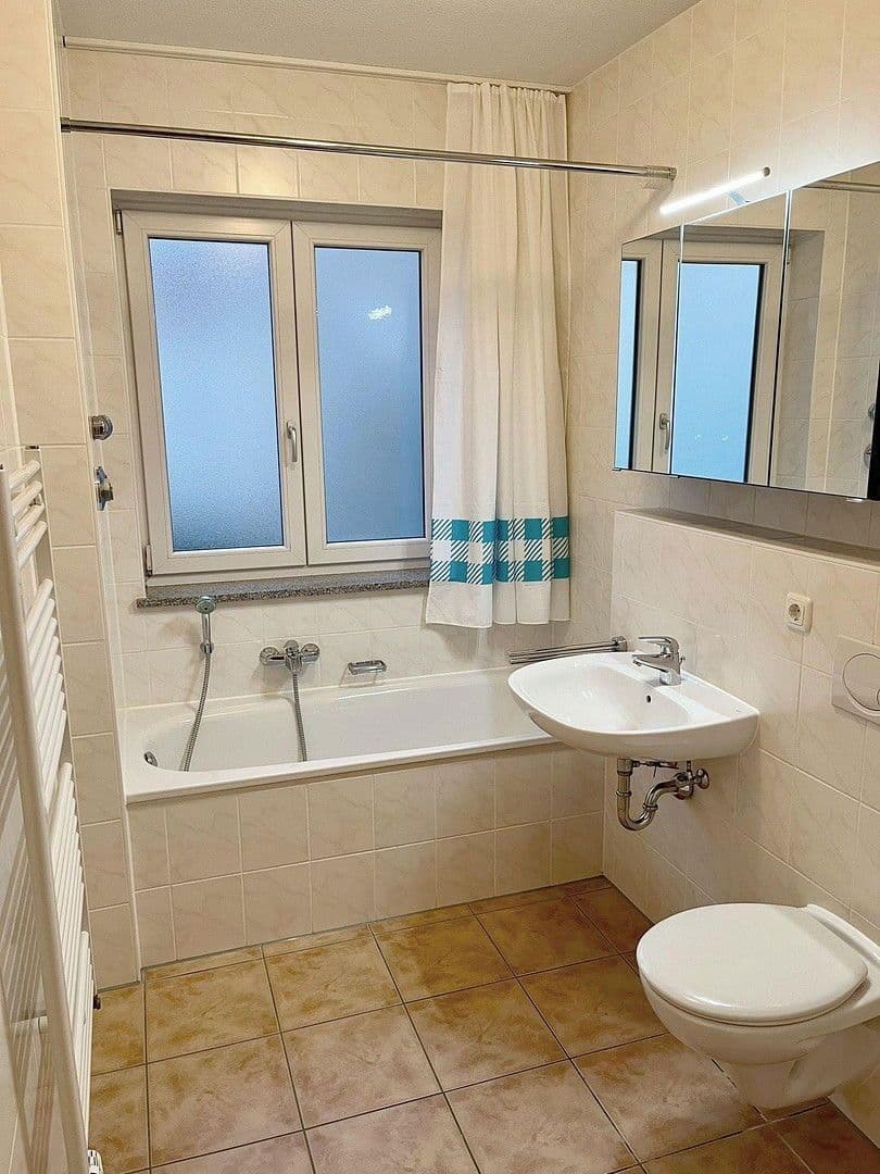 Pronájem bytu 2+1 63 m², Jakobsplatz 5, Augsburg, Bavorsko Pronájem bytu 2+1 63 m², Jakobsplatz 5, Augsburg, Bavorsko