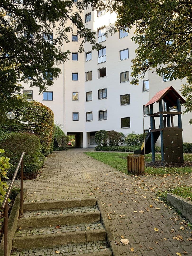 Pronájem bytu 2+1 59 m², Remboldstr. 1a, Augsburg, Bavorsko Pronájem bytu 2+1 59 m², Remboldstr. 1a, Augsburg, Bavorsko