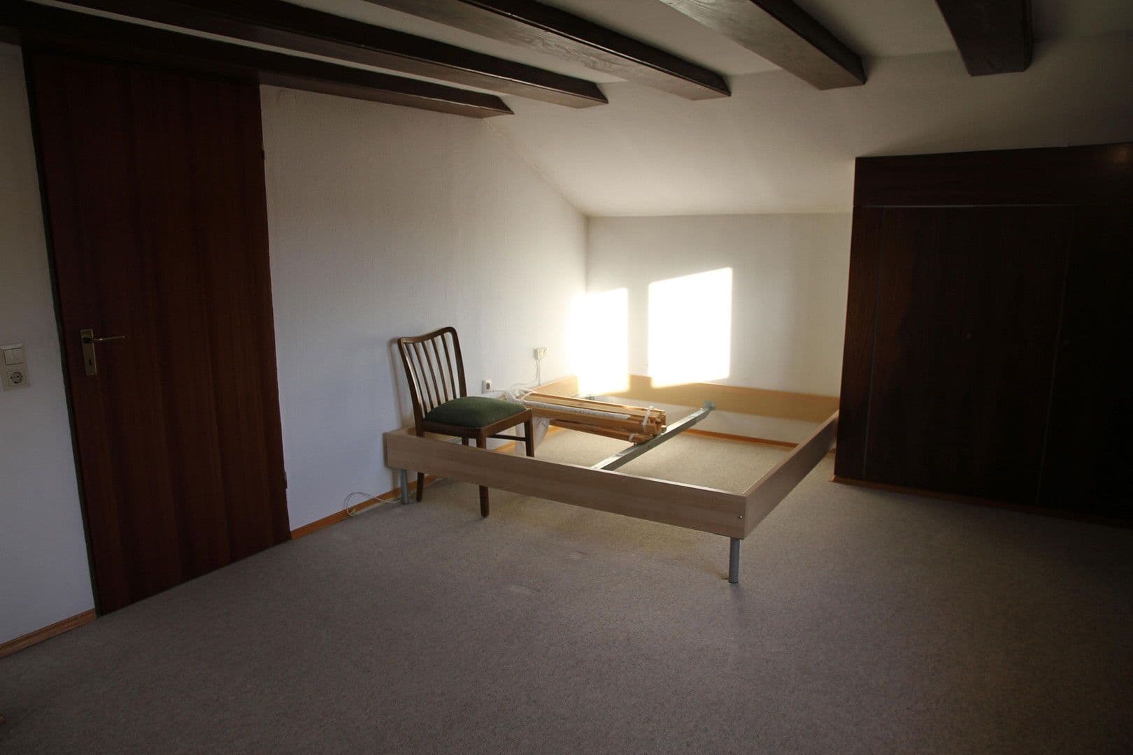 Prodej domu 161 m², pozemek 504 m², Bruchköbel, Hessen Prodej domu 161 m², pozemek 504 m², Bruchköbel, Hessen