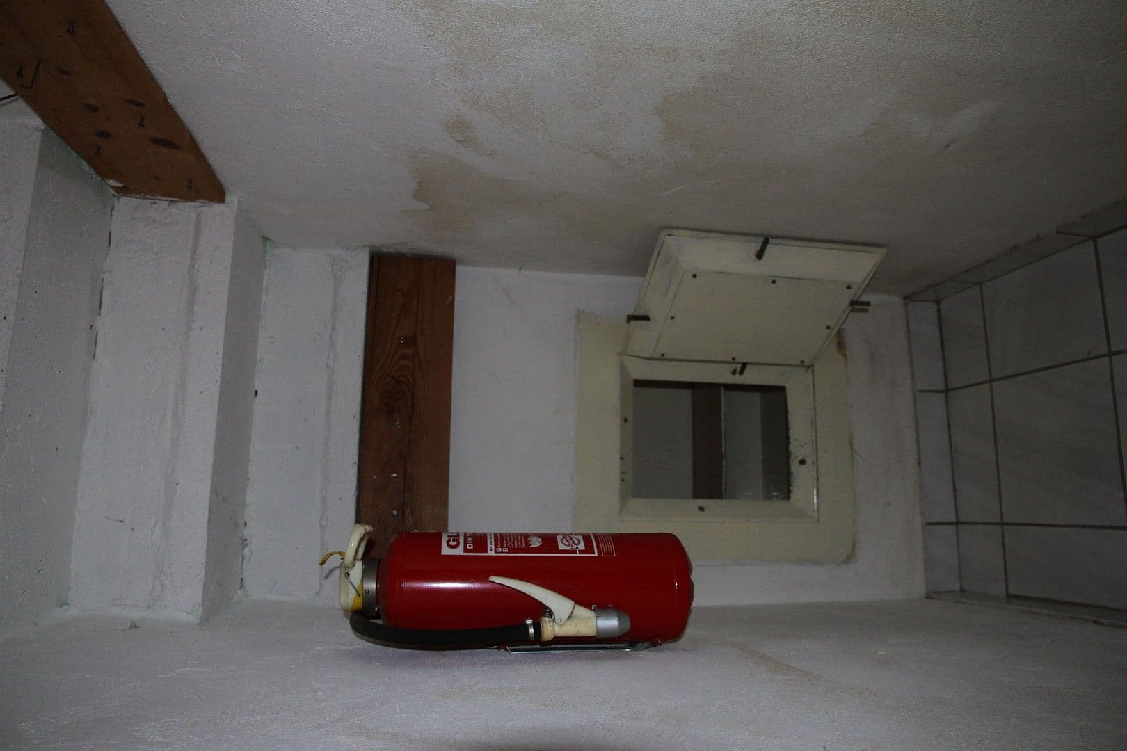 Prodej domu 161 m², pozemek 504 m², Bruchköbel, Hessen Prodej domu 161 m², pozemek 504 m², Bruchköbel, Hessen