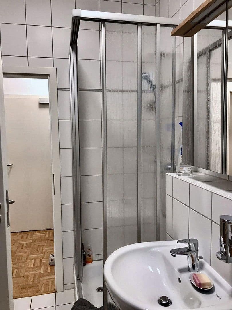 Pronájem bytu 2+1 50 m², Rohrer Str. 2, Meiningen, Durynsko Pronájem bytu 2+1 50 m², Rohrer Str. 2, Meiningen, Durynsko