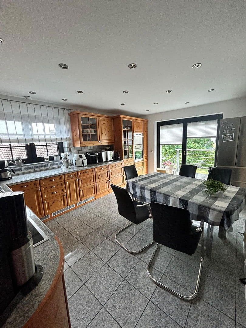 Pronájem bytu 4+1 110 m², Hanau, Hessen Pronájem bytu 4+1 110 m², Hanau, Hessen