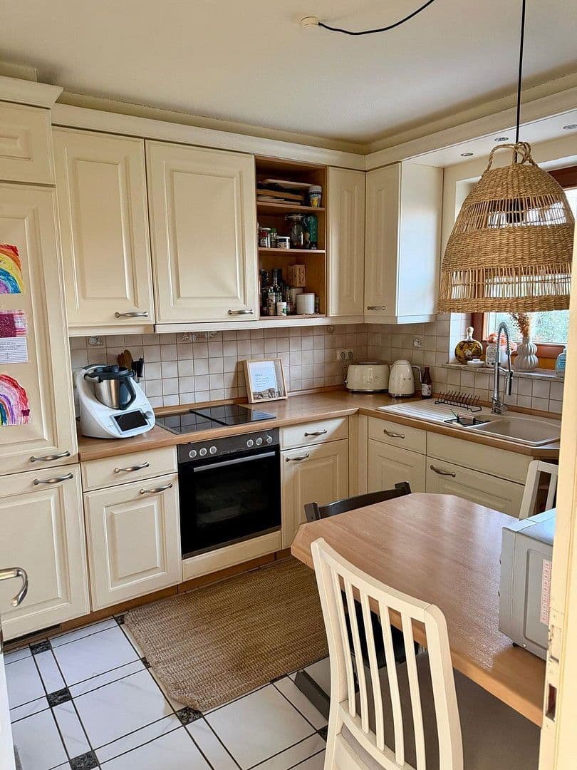 Prodej domu 124 m², pozemek 300 m², Königsberger Straße 1b, Scharbeutz, Šlesvicko-Holštýnsko Prodej domu 124 m², pozemek 300 m², Königsberger Straße 1b, Scharbeutz, Šlesvicko-Holštýnsko