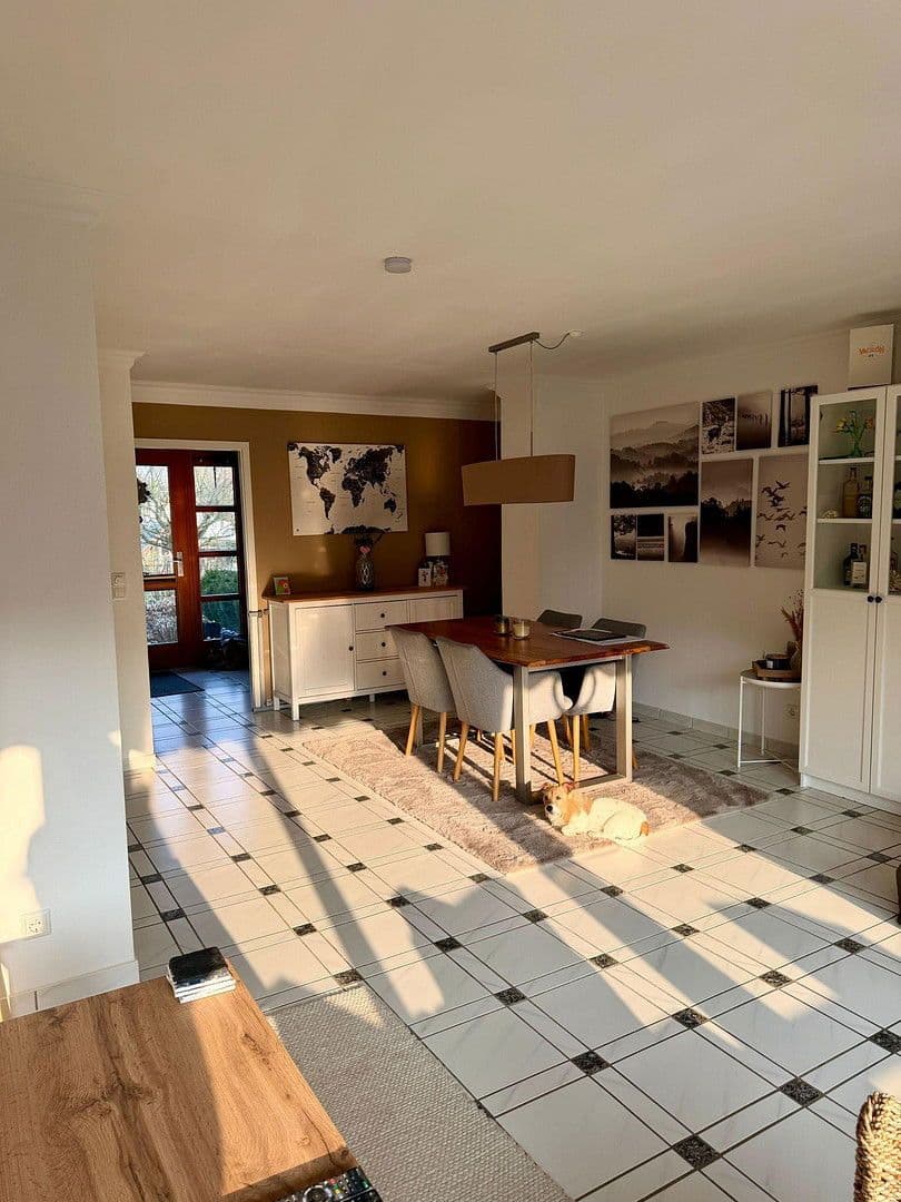 Prodej domu 124 m², pozemek 300 m², Königsberger Straße 1b, Scharbeutz, Šlesvicko-Holštýnsko Prodej domu 124 m², pozemek 300 m², Königsberger Straße 1b, Scharbeutz, Šlesvicko-Holštýnsko