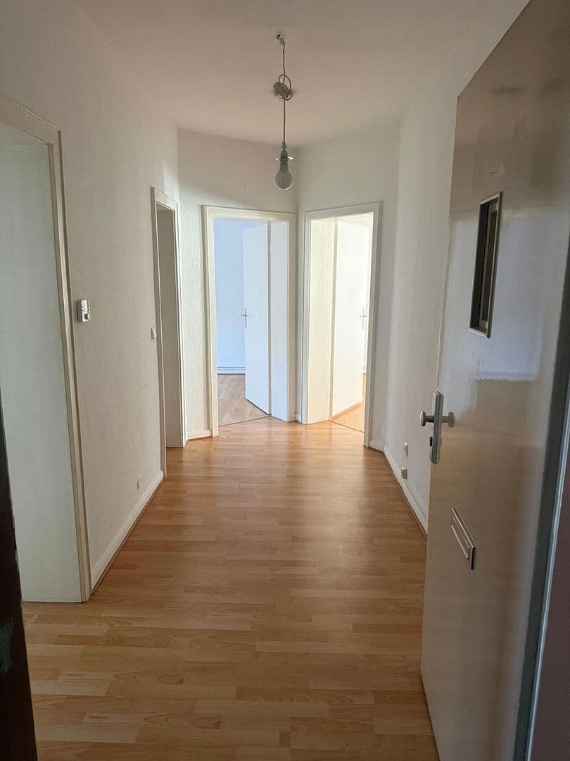 Pronájem bytu 2+1 64 m², Zwinglistr.6, Hannover, Dolní Sasko Pronájem bytu 2+1 64 m², Zwinglistr.6, Hannover, Dolní Sasko