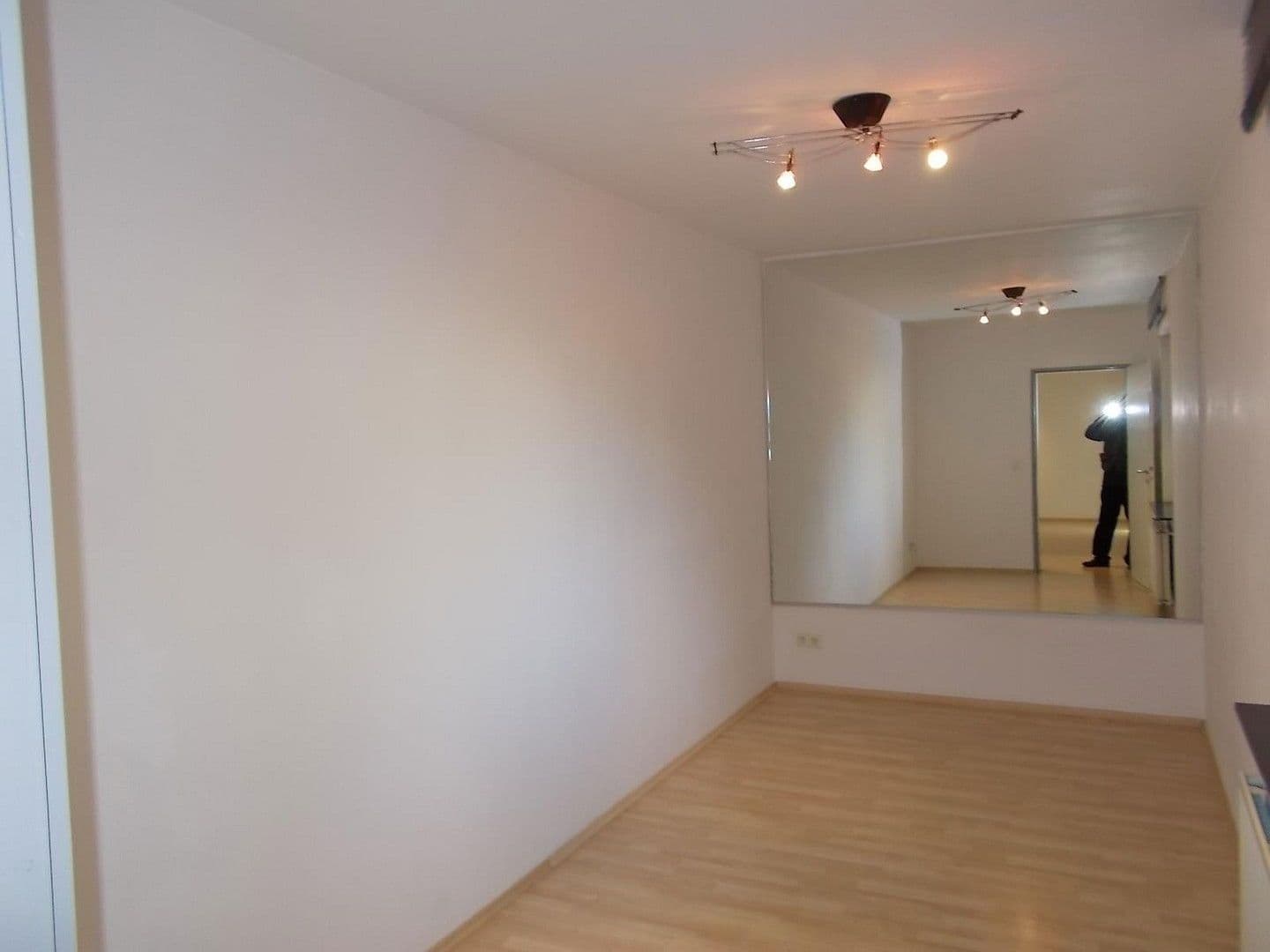 Pronájem bytu 2+1 63 m², Essen, Severní Porýní-Vestfálsko Pronájem bytu 2+1 63 m², Essen, Severní Porýní-Vestfálsko