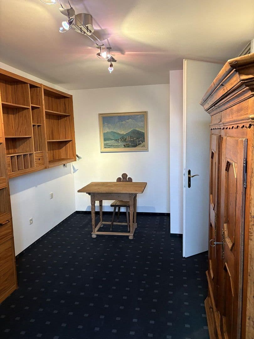 Prodej domu 144 m², pozemek 314 m², Krailling, Bavorsko Prodej domu 144 m², pozemek 314 m², Krailling, Bavorsko