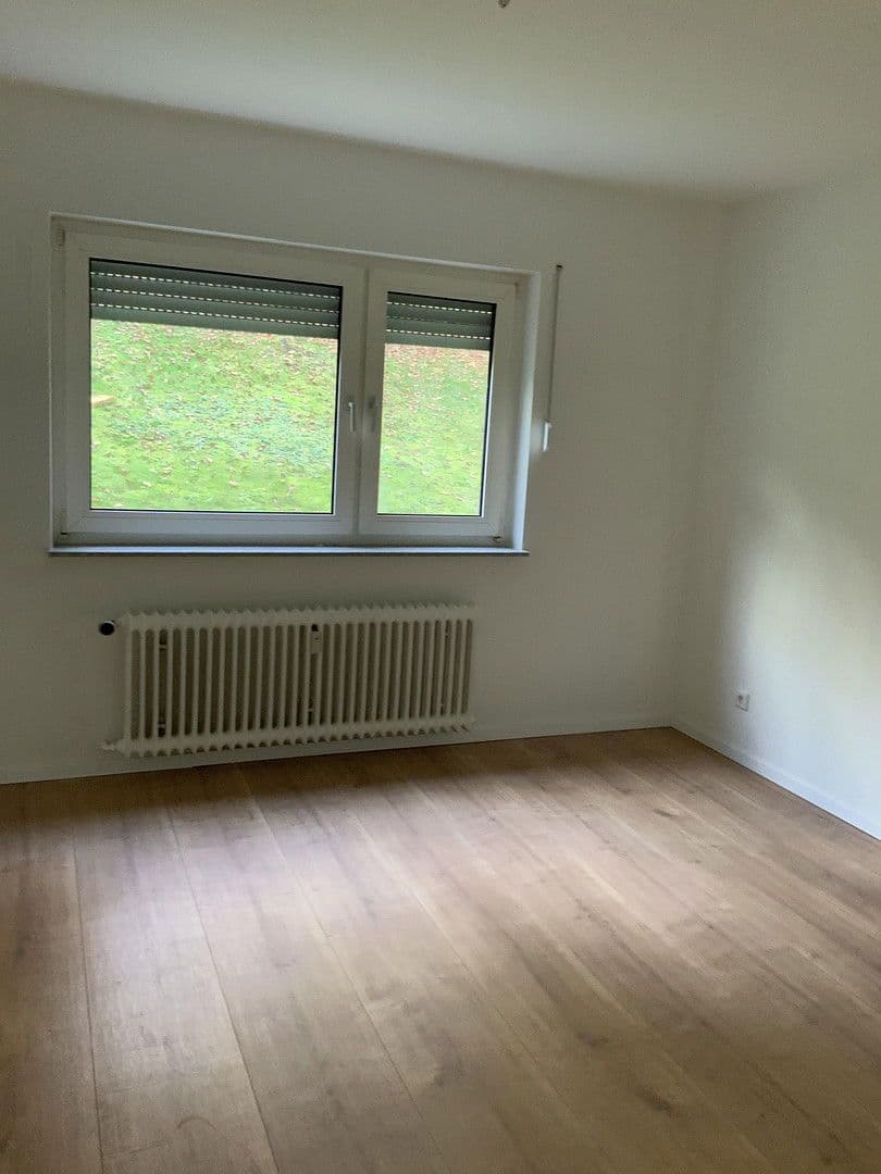 Pronájem bytu 3+1 84 m², Ahornweg 4-18, Hamm (Sieg), Porýní-Falc Pronájem bytu 3+1 84 m², Ahornweg 4-18, Hamm (Sieg), Porýní-Falc
