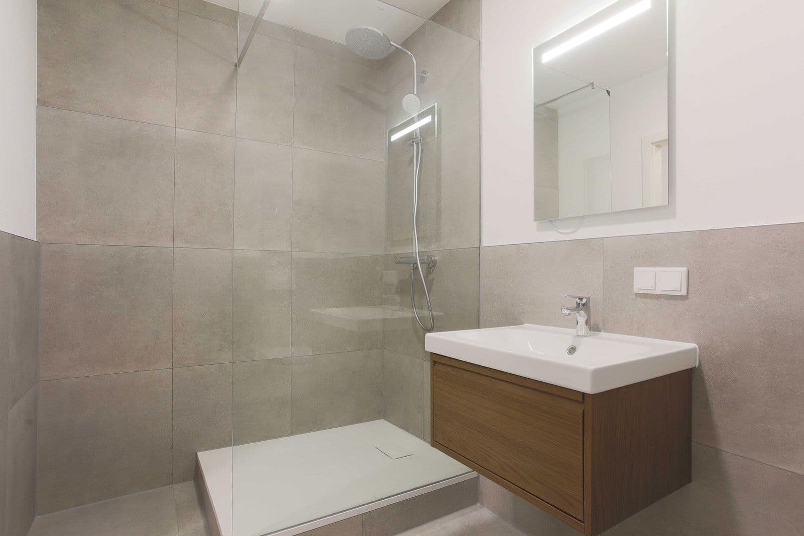 Prodej bytu 1+1 47 m², Siegburg, Severní Porýní-Vestfálsko Prodej bytu 1+1 47 m², Siegburg, Severní Porýní-Vestfálsko