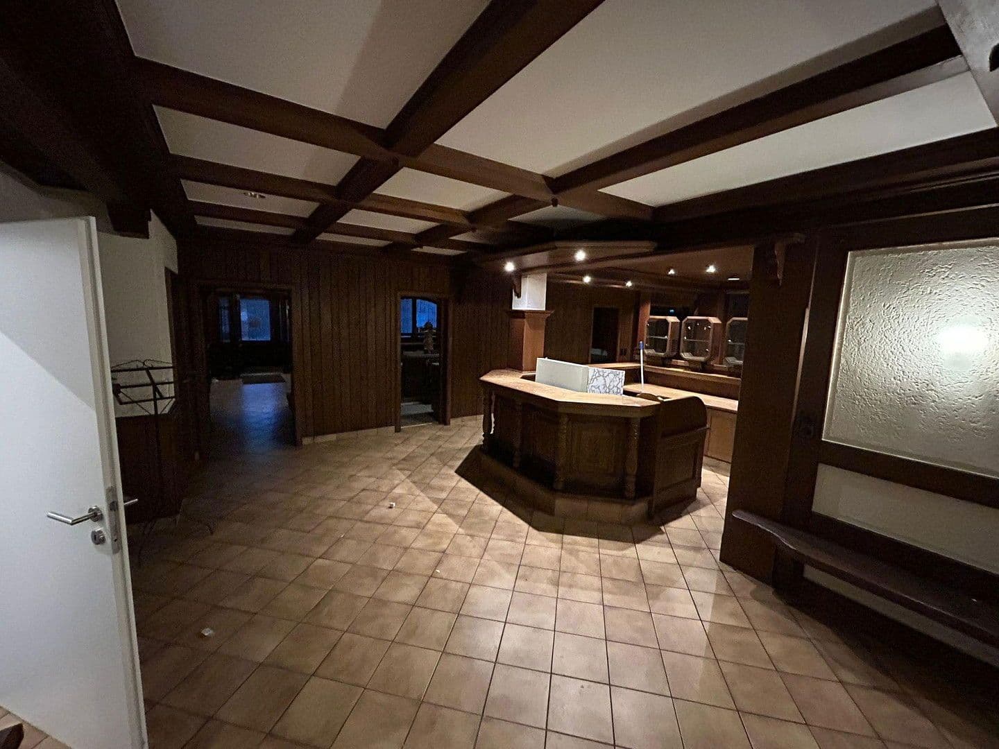 Pronájem nebytového prostoru 981 m², Steinheimer Str. 219, Horn-Bad Meinberg, Severní Porýní-Vestfálsko Pronájem nebytového prostoru 981 m², Steinheimer Str. 219, Horn-Bad Meinberg, Severní Porýní-Vestfálsko