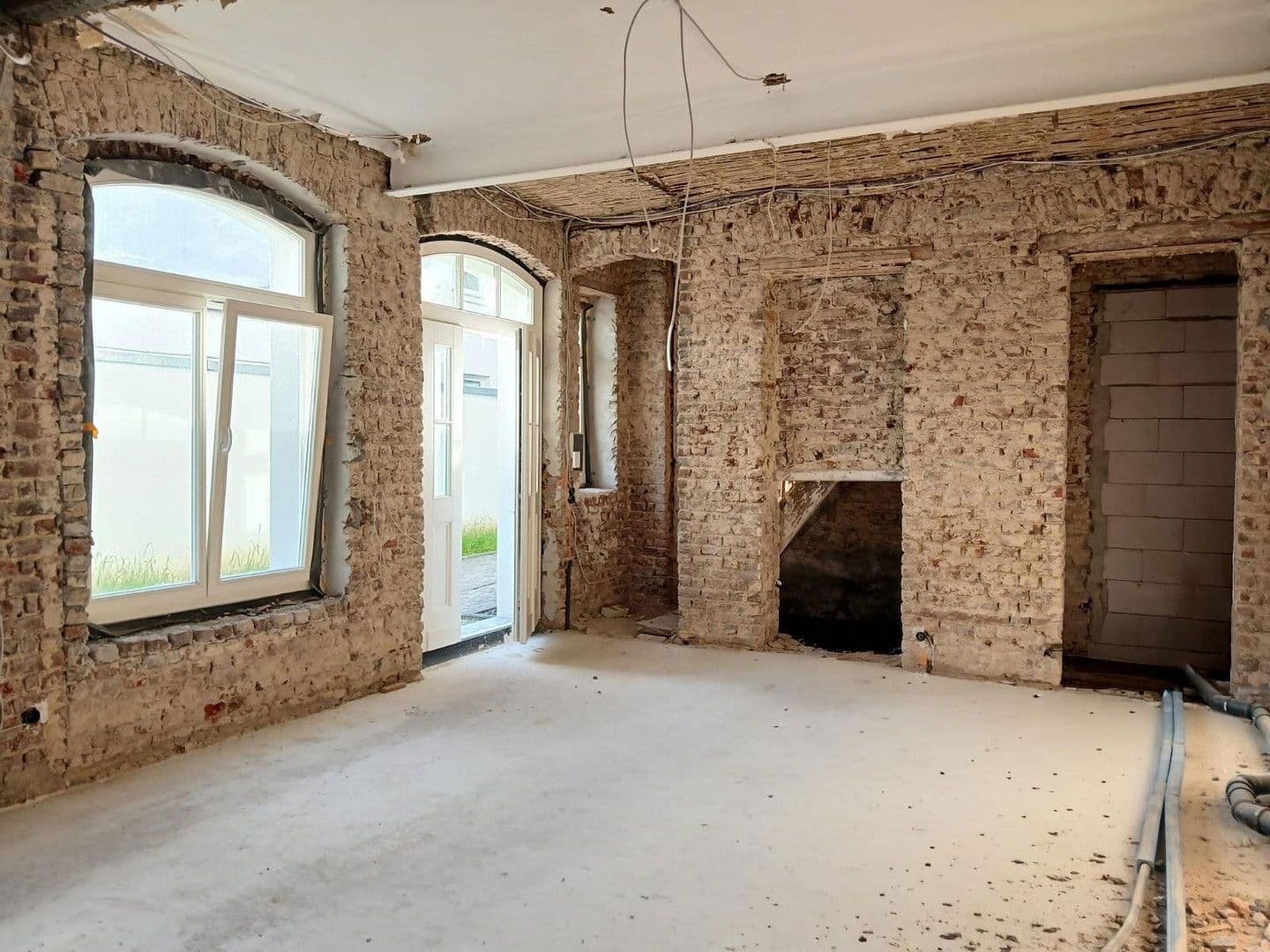 Prodej bytu 5+1 132 m², Viktoriastraße 35, Cáchy, Severní Porýní-Vestfálsko Prodej bytu 5+1 132 m², Viktoriastraße 35, Cáchy, Severní Porýní-Vestfálsko