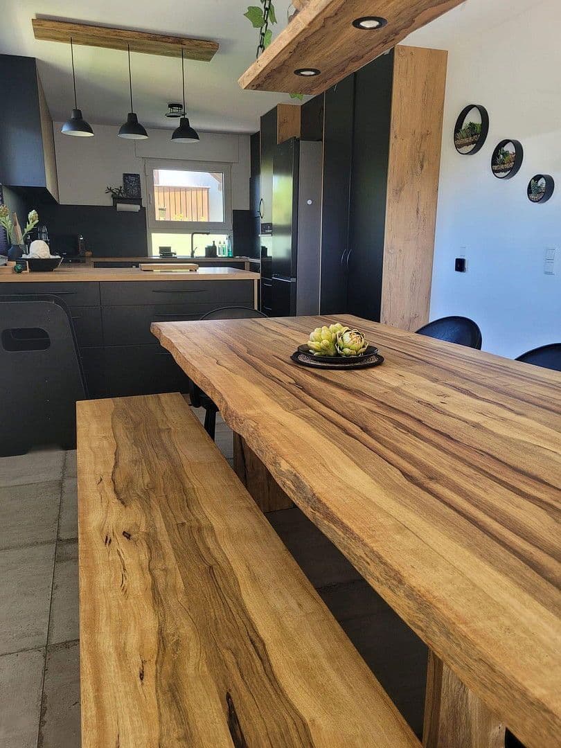 Prodej domu 241 m², pozemek 605 m², Seeheim-Jugenheim, Hessen Prodej domu 241 m², pozemek 605 m², Seeheim-Jugenheim, Hessen