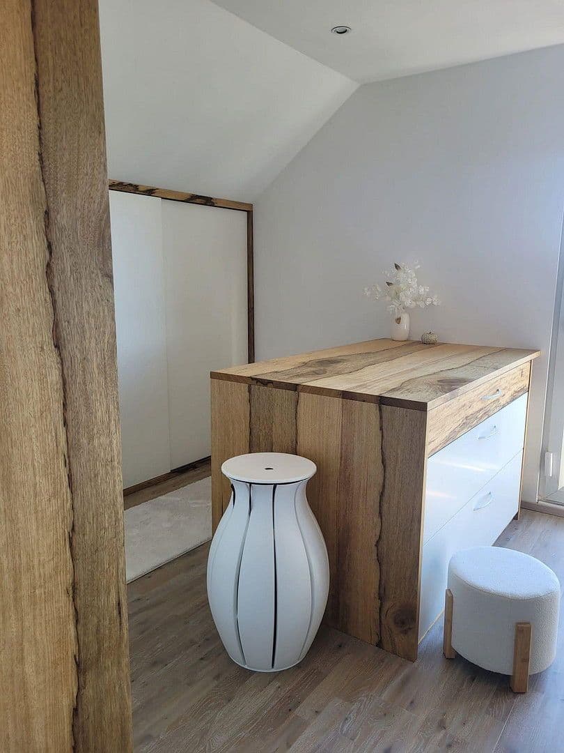 Prodej domu 241 m², pozemek 605 m², Seeheim-Jugenheim, Hessen Prodej domu 241 m², pozemek 605 m², Seeheim-Jugenheim, Hessen