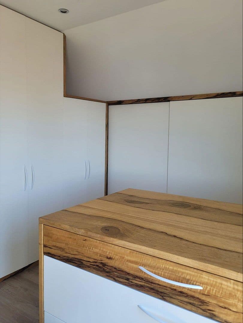 Prodej domu 241 m², pozemek 605 m², Seeheim-Jugenheim, Hessen Prodej domu 241 m², pozemek 605 m², Seeheim-Jugenheim, Hessen